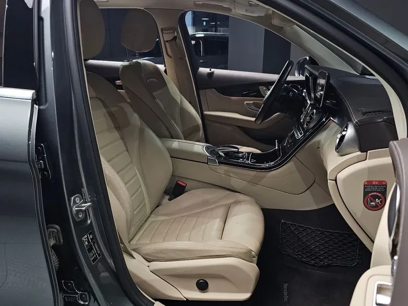 Mercedes-Benz GLC 4MATIC - САМО 30% АВАНС, снимка 12 - Автомобили и джипове - 56005616