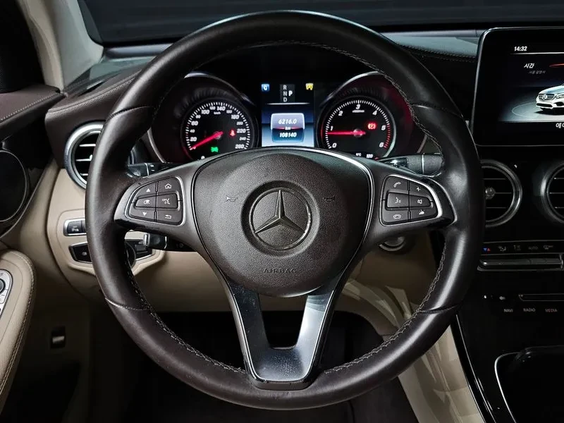 Mercedes-Benz GLC 4MATIC - САМО 30% АВАНС, снимка 13 - Автомобили и джипове - 56005616