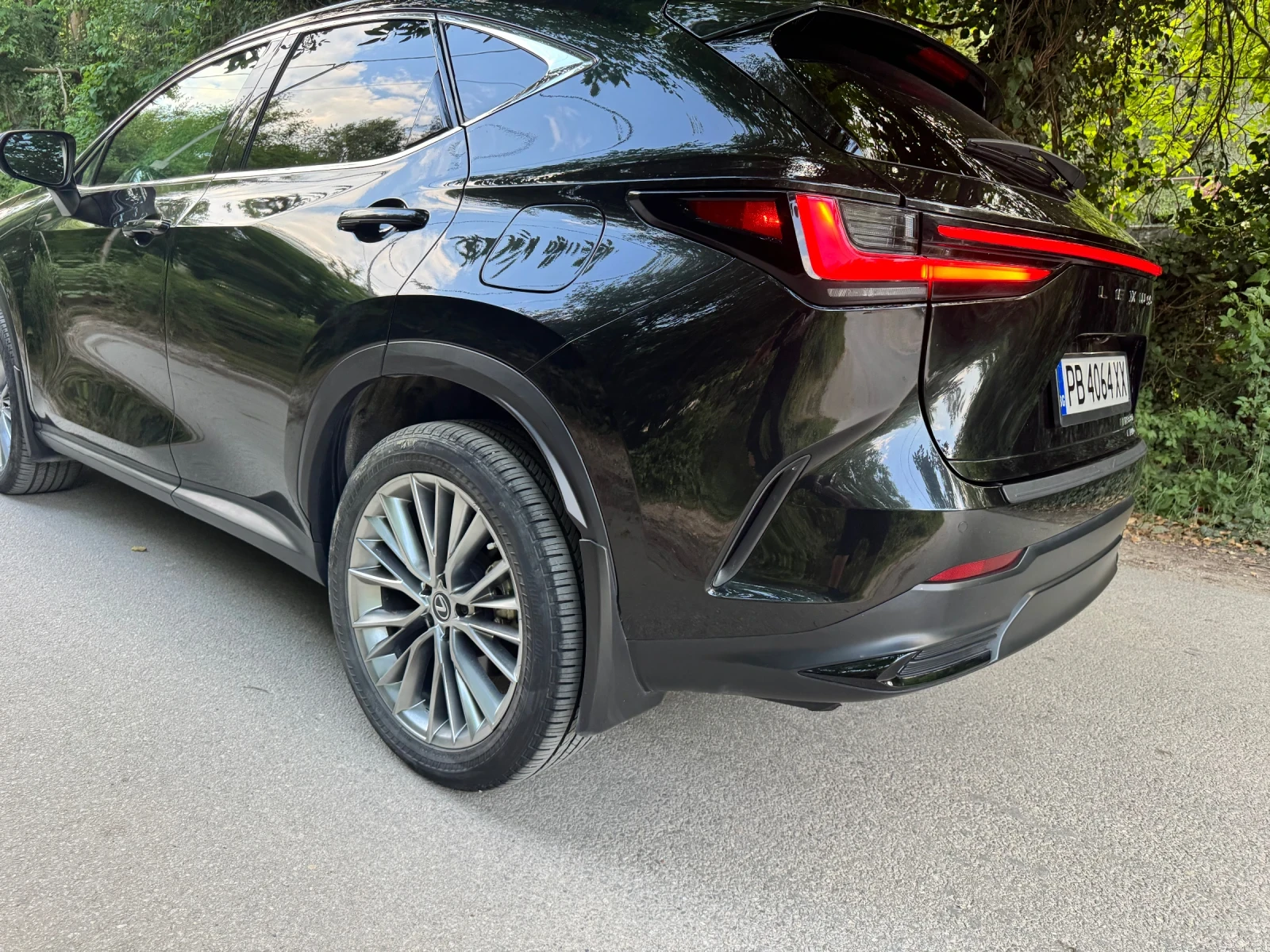 Lexus NX 350h  - изображение 6