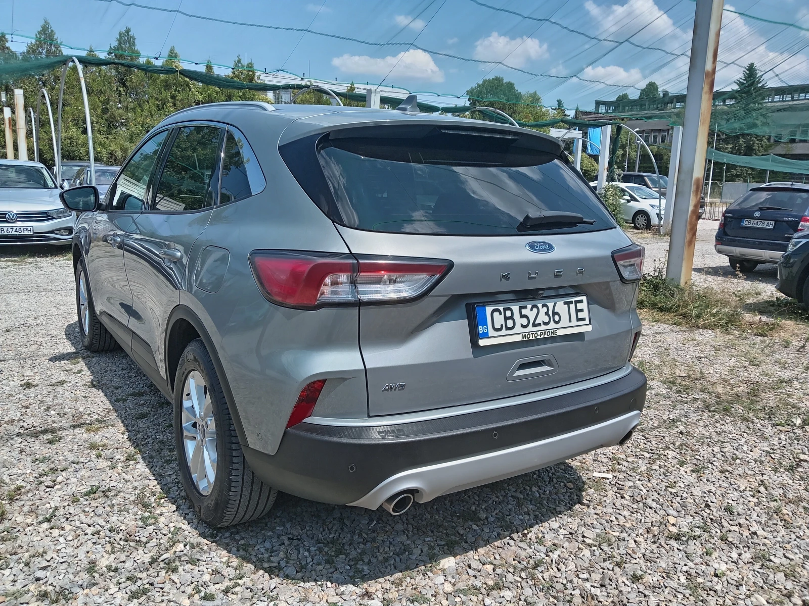 Ford Kuga 2.0D 4x4 Auto - изображение 4