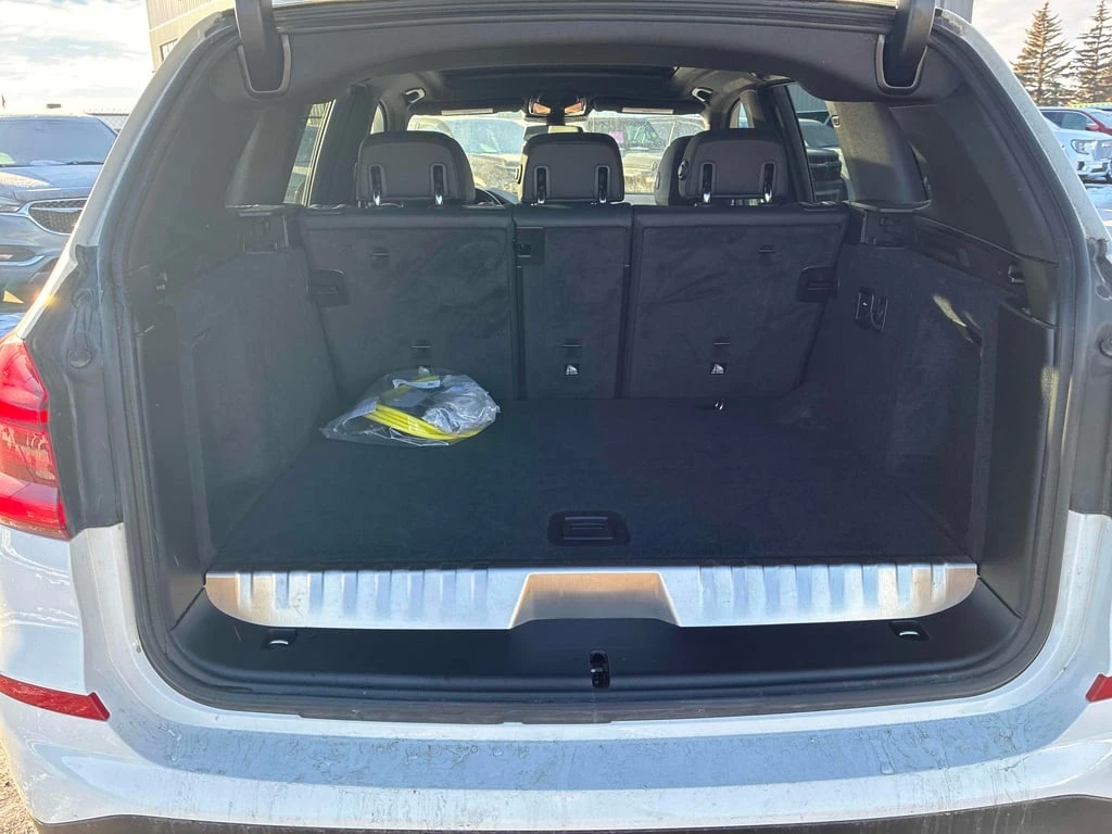 BMW X3 * xDrive30e * CARFAX *    | Mobile.bg   13