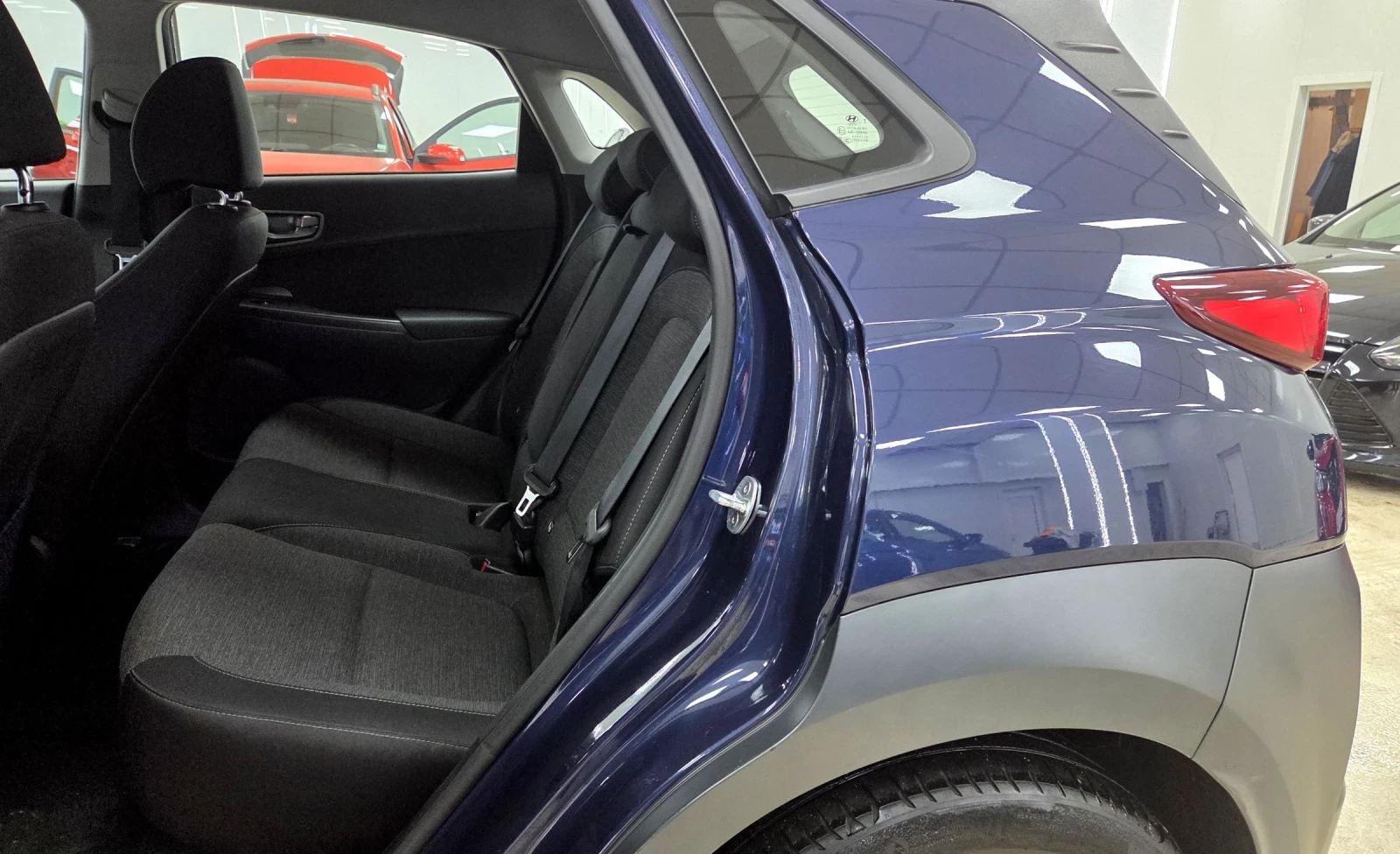 Hyundai Kona 64KWh/Blue Link/SOH100% - изображение 8