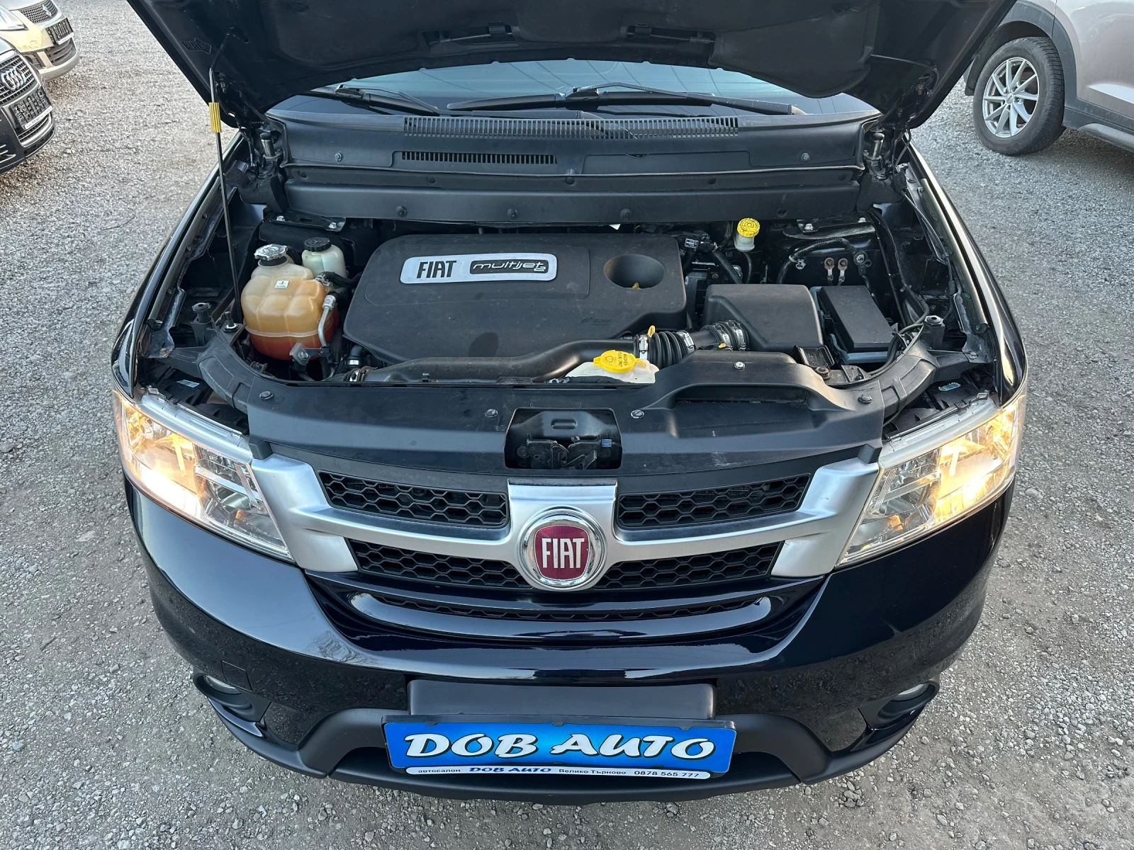 Fiat Freemont 2.0MJT-LOUNGE-7 МЕСТЕН, снимка 17 - Автомобили и джипове - 53835872