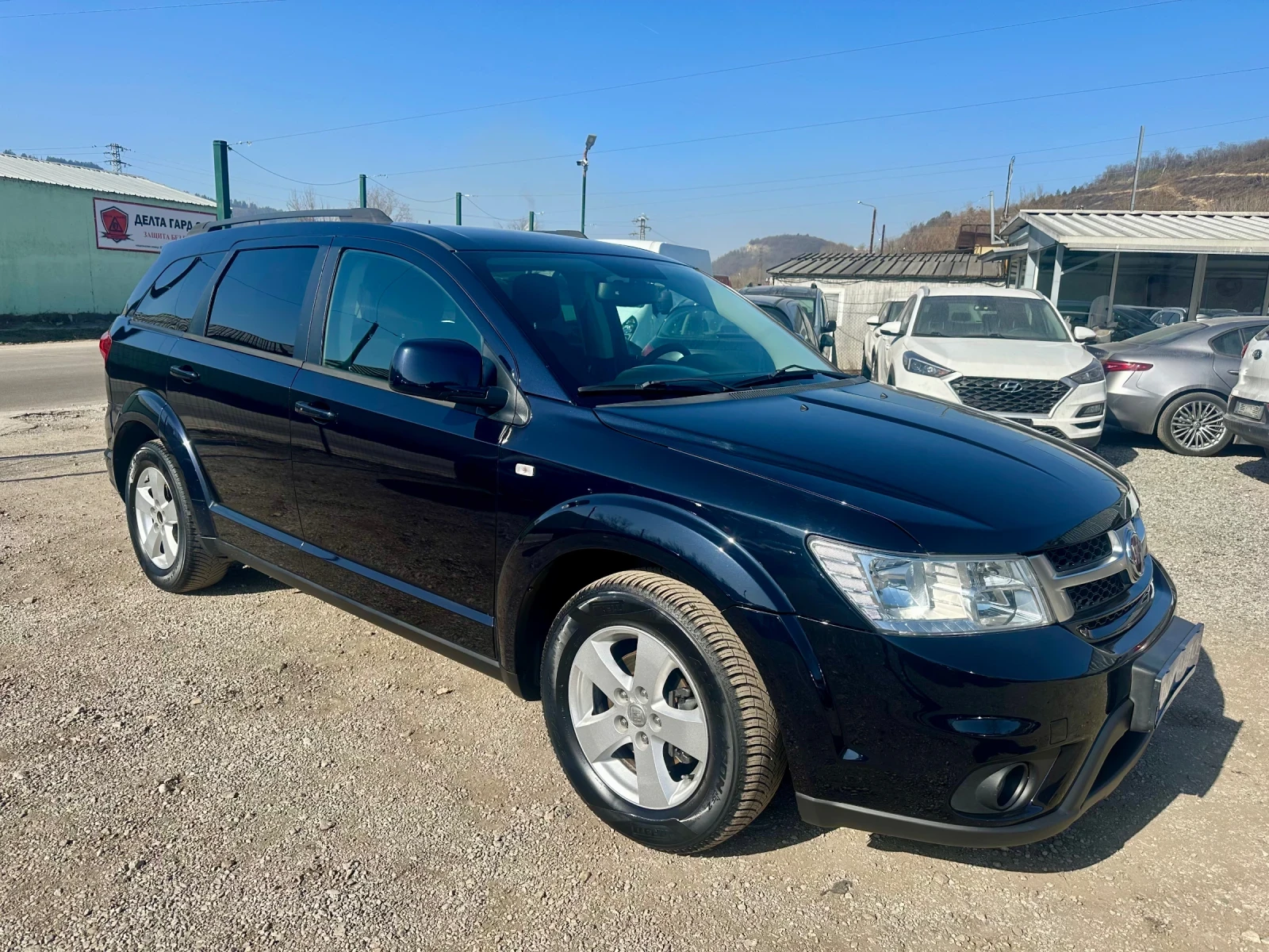 Fiat Freemont 2.0MJT-LOUNGE-7 МЕСТЕН, снимка 6 - Автомобили и джипове - 53835872