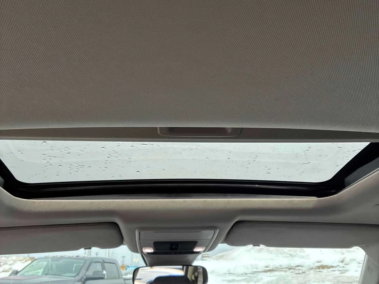 Honda Cr-v * AWD * CARFAX * KEYLESS * ДВА КЛЮЧА, снимка 13 - Автомобили и джипове - 53880634