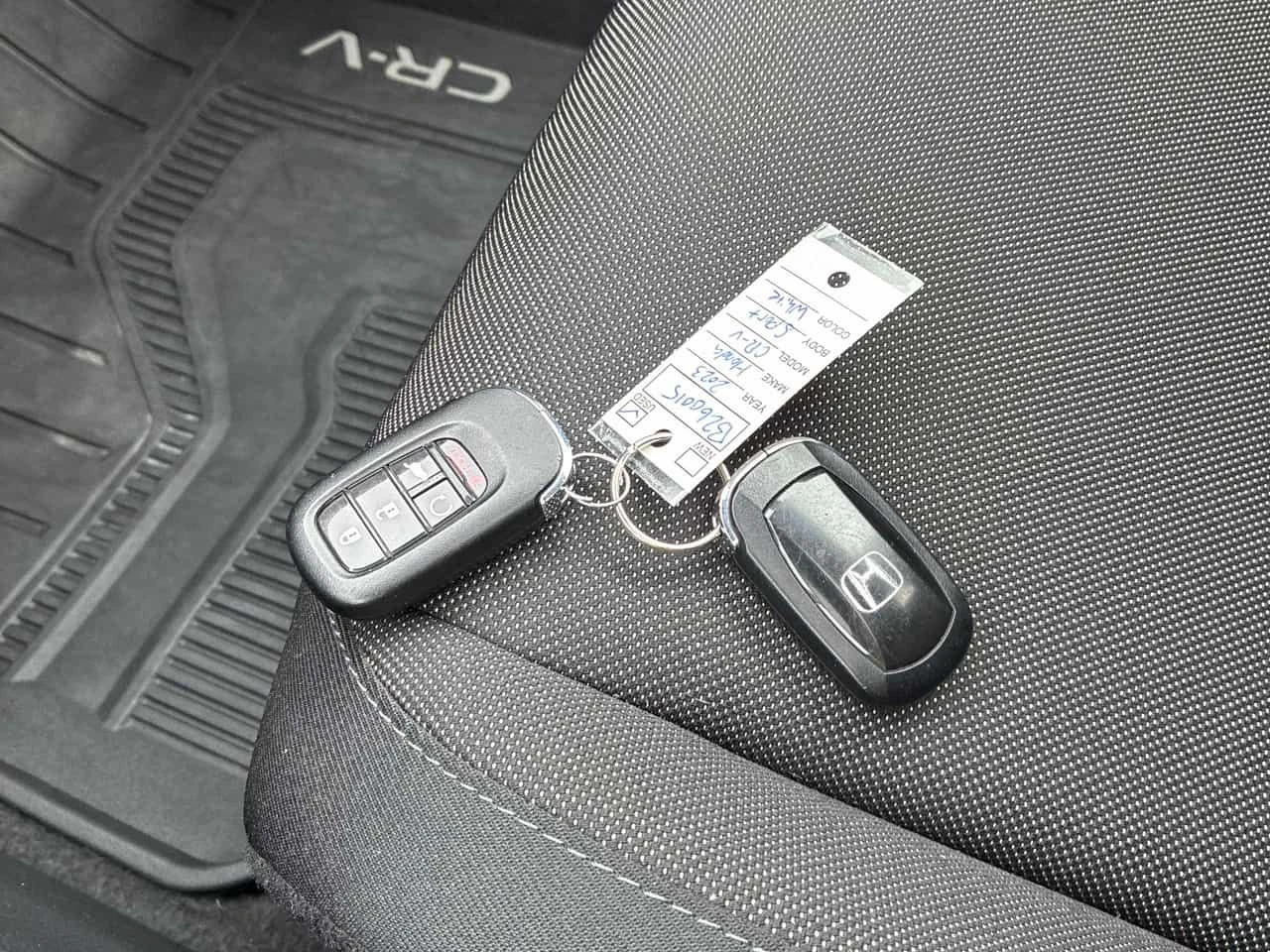 Honda Cr-v * AWD * CARFAX * KEYLESS * ДВА КЛЮЧА, снимка 15 - Автомобили и джипове - 53880634