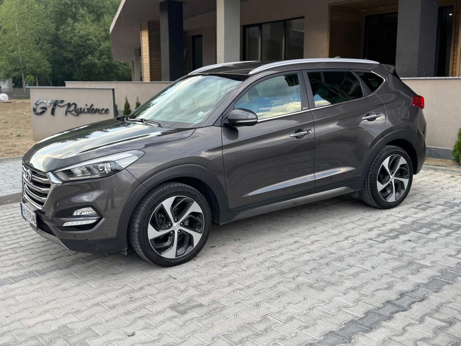 Hyundai Tucson 141кс/Обслужен/Xpossible, снимка 3 - Автомобили и джипове - 55449540