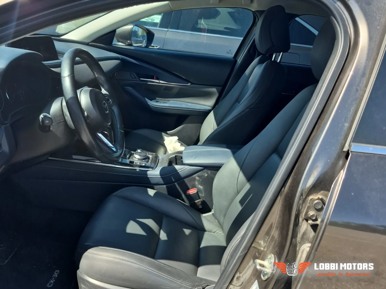 Mazda CX-30, снимка 5 - Автомобили и джипове - 56069485