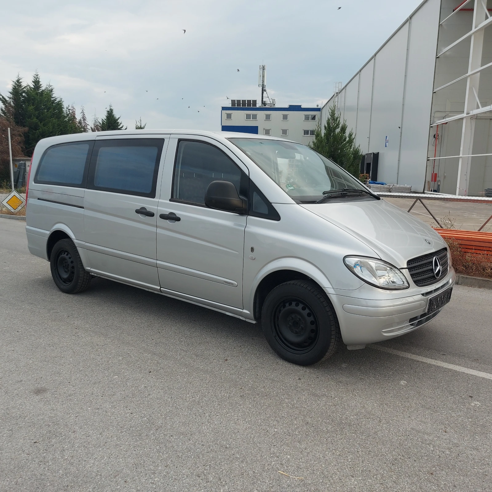 Mercedes-Benz Vito хладилен с климатик, снимка 2 - Бусове и автобуси - 55328157