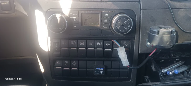 Man Tgx Бордови с кран HIAB160., снимка 10 - Камиони - 52279752