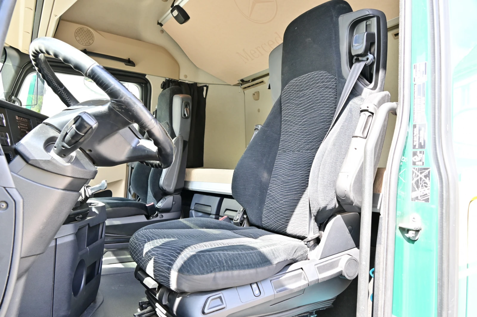 Mercedes-Benz Actros 1845, снимка 9 - Камиони - 55229433
