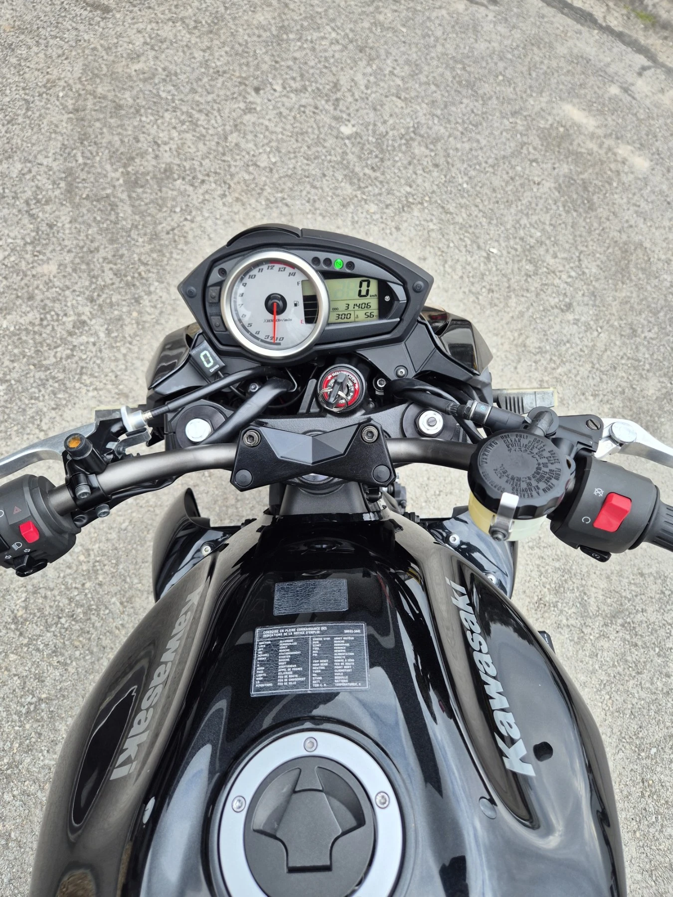 Kawasaki Z 750 ABS!!! A2!!! AKRAPOVIC!!! Нов внос ШВЕЙЦАРИЯ! , снимка 17 - Мотоциклети и мототехника - 53861121