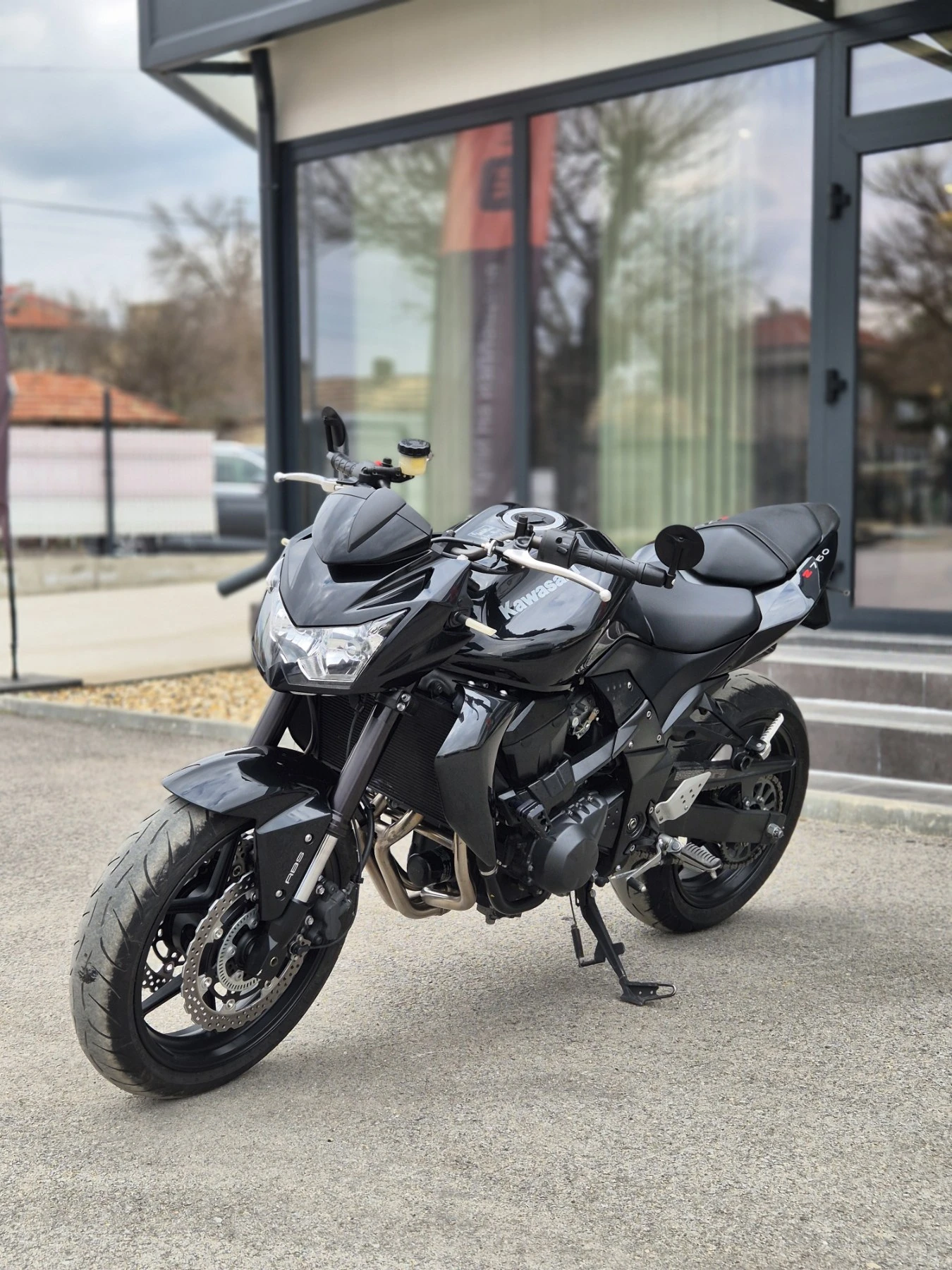 Kawasaki Z 750 ABS!!! A2!!! AKRAPOVIC!!! Нов внос ШВЕЙЦАРИЯ! , снимка 3 - Мотоциклети и мототехника - 53861121