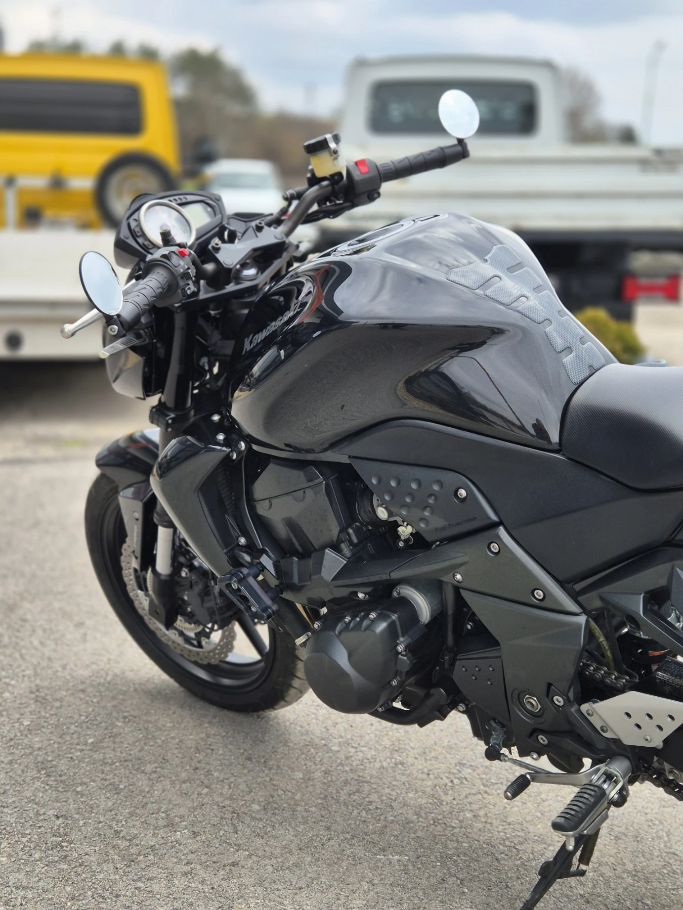 Kawasaki Z 750 ABS!!! A2!!! AKRAPOVIC!!! Нов внос ШВЕЙЦАРИЯ! , снимка 10 - Мотоциклети и мототехника - 53861121