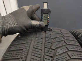 Гуми Зимни 235/40R18, снимка 6