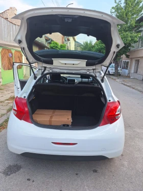 Peugeot 208 1.4, снимка 4