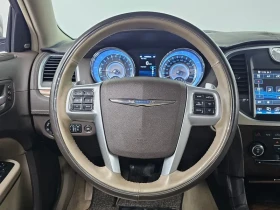 Chrysler 300c 3.6 AWD - САМО 30% АВАНС, снимка 13