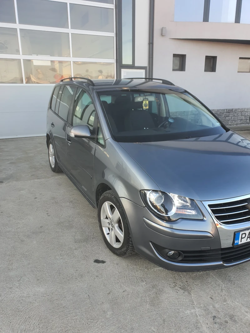 VW Touran, снимка 3 - Автомобили и джипове - 48555171