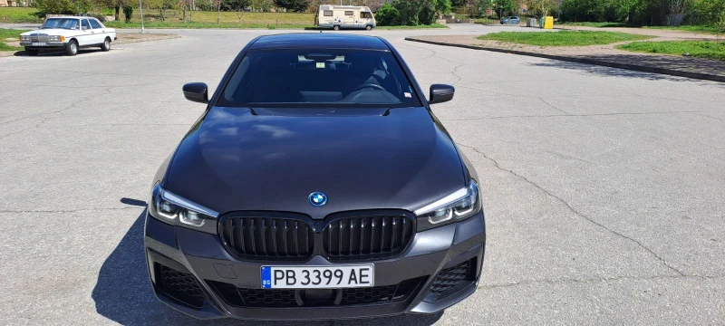 BMW 530E M SPORT, 4x4, 4 джанти с 4 нови зимни Мишелин, снимка 1 - Автомобили и джипове - 49280079