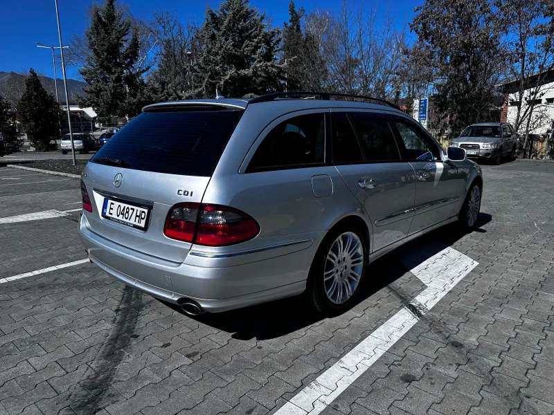 Mercedes-Benz E 320 7g-tronic, снимка 2 - Автомобили и джипове - 49387762