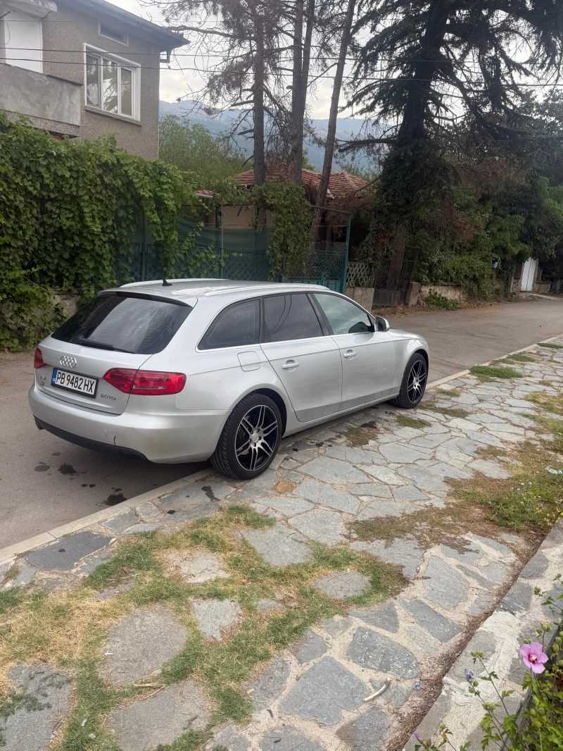 Audi A4, снимка 3 - Автомобили и джипове - 52475362