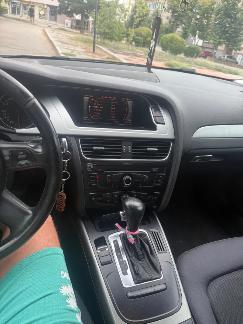 Audi A4, снимка 6 - Автомобили и джипове - 52475362