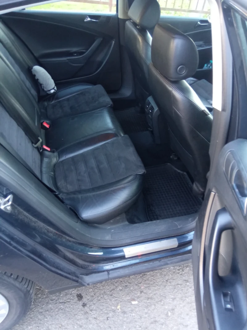 VW Passat Б6 1.9 105кс, снимка 11 - Автомобили и джипове - 52772172