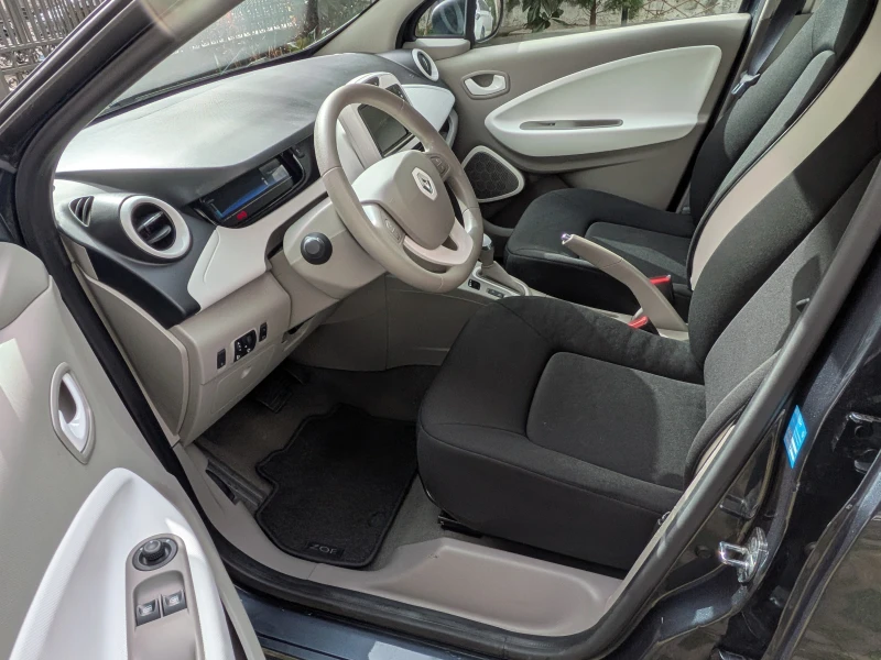 Renault Zoe Z.E. 40 Life + Гаранция, снимка 7 - Автомобили и джипове - 53484102