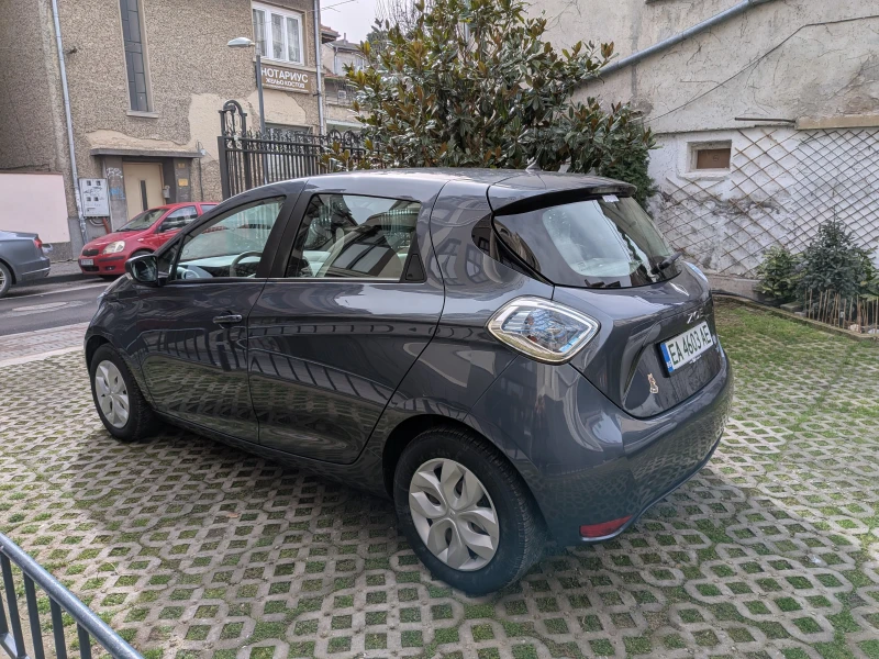 Renault Zoe Z.E. 40 Life + Гаранция, снимка 2 - Автомобили и джипове - 53484102