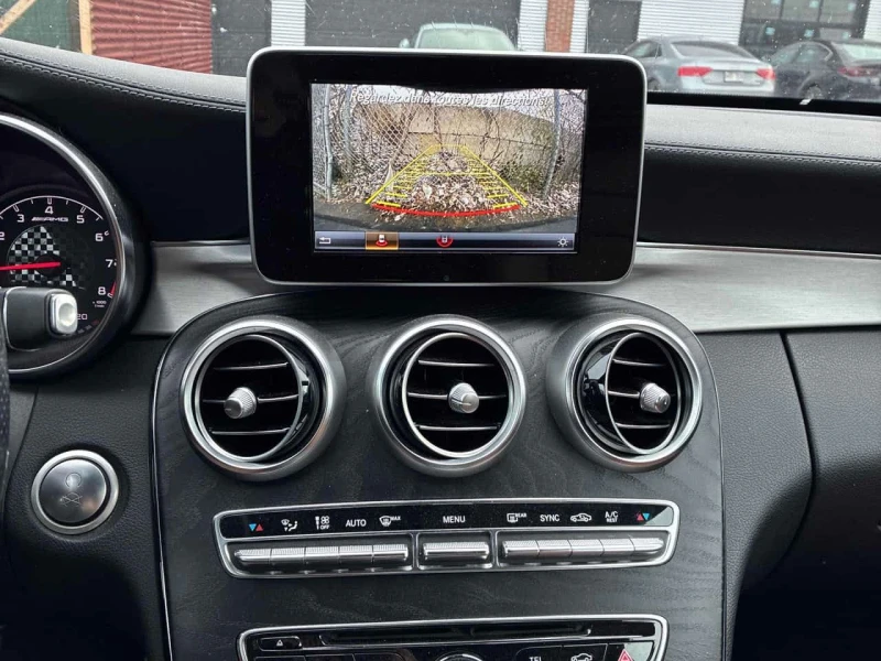 Mercedes-Benz C 43 AMG Кабрио/Кафява кожа/Подгрев/Памет/Обдух/Клип, снимка 9 - Автомобили и джипове - 53570651