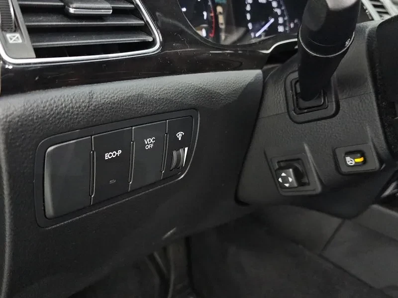 Hyundai Genesis 3.3, снимка 17 - Автомобили и джипове - 54618160