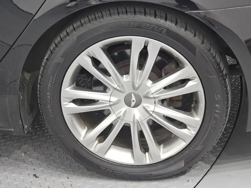 Hyundai Genesis 3.3, снимка 5 - Автомобили и джипове - 54618160