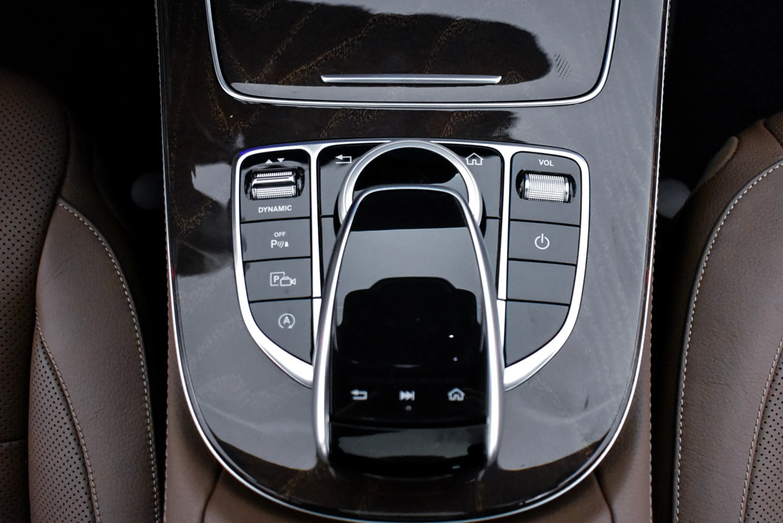 Mercedes-Benz E 450 4Matic AMG exterior    | Mobile.bg   12