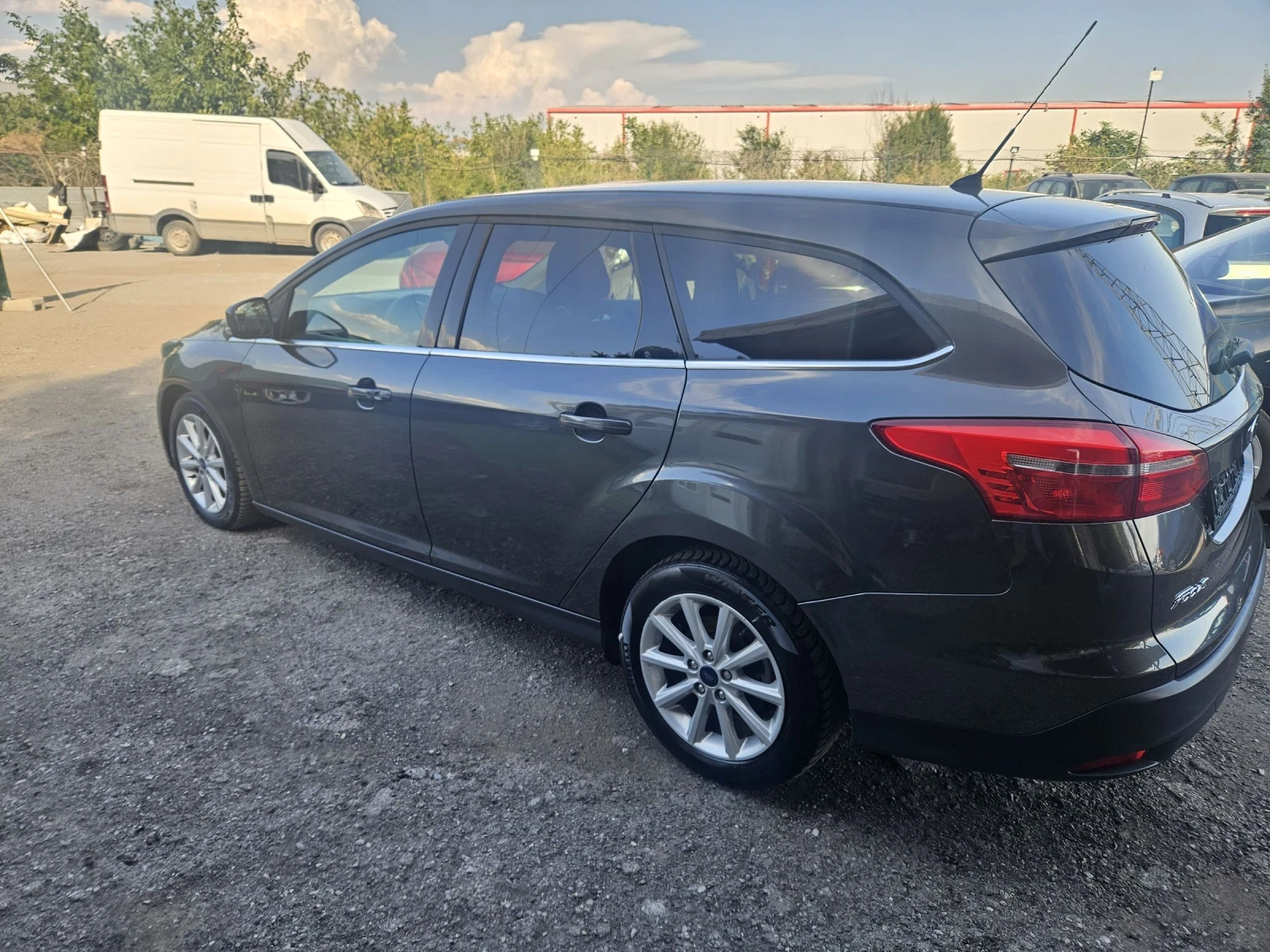 Ford Focus 1.5TDCI * AUTOMATIC*   NAVI* CAMERA* EURO 6B - изображение 4