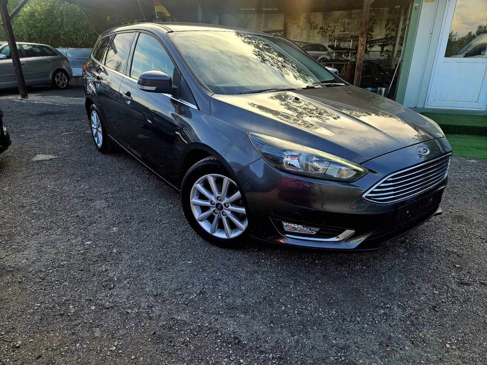 Ford Focus 1.5TDCI * AUTOMATIC*   NAVI* CAMERA* EURO 6B - изображение 2