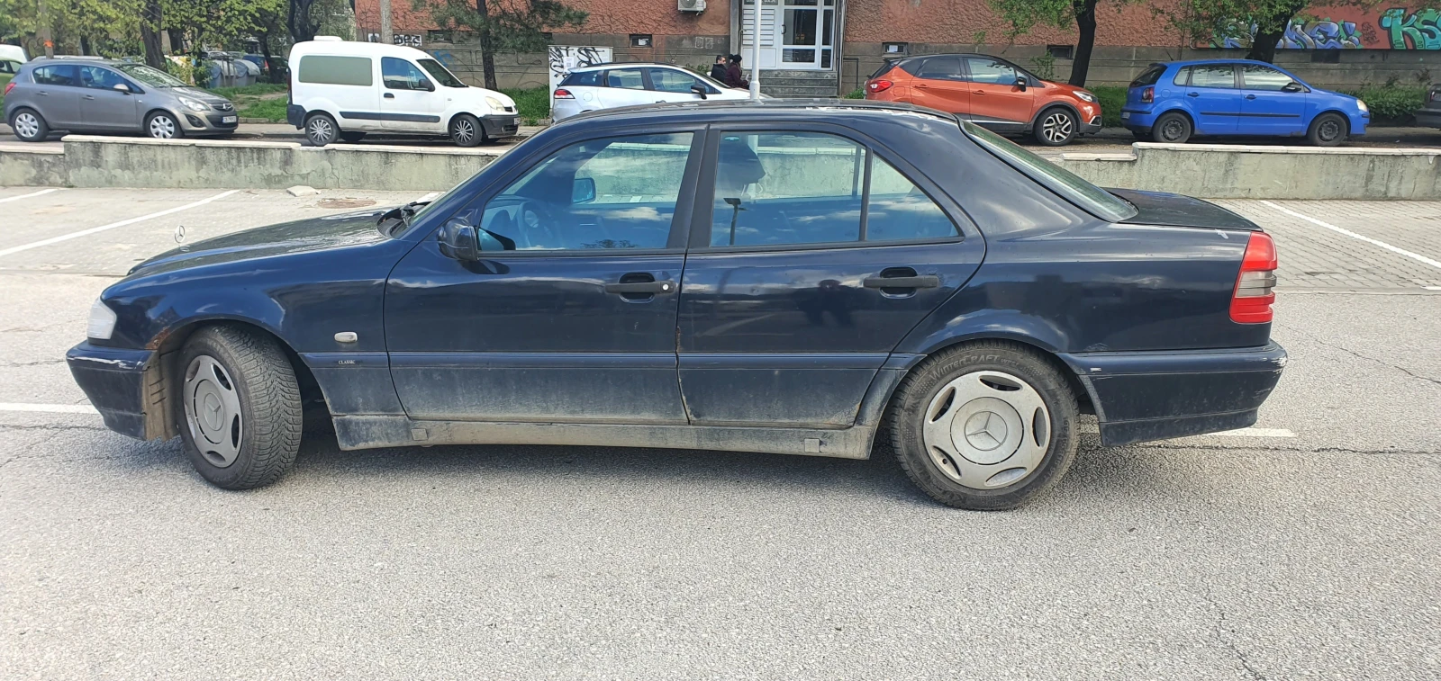 Mercedes-Benz C 180  - изображение 4