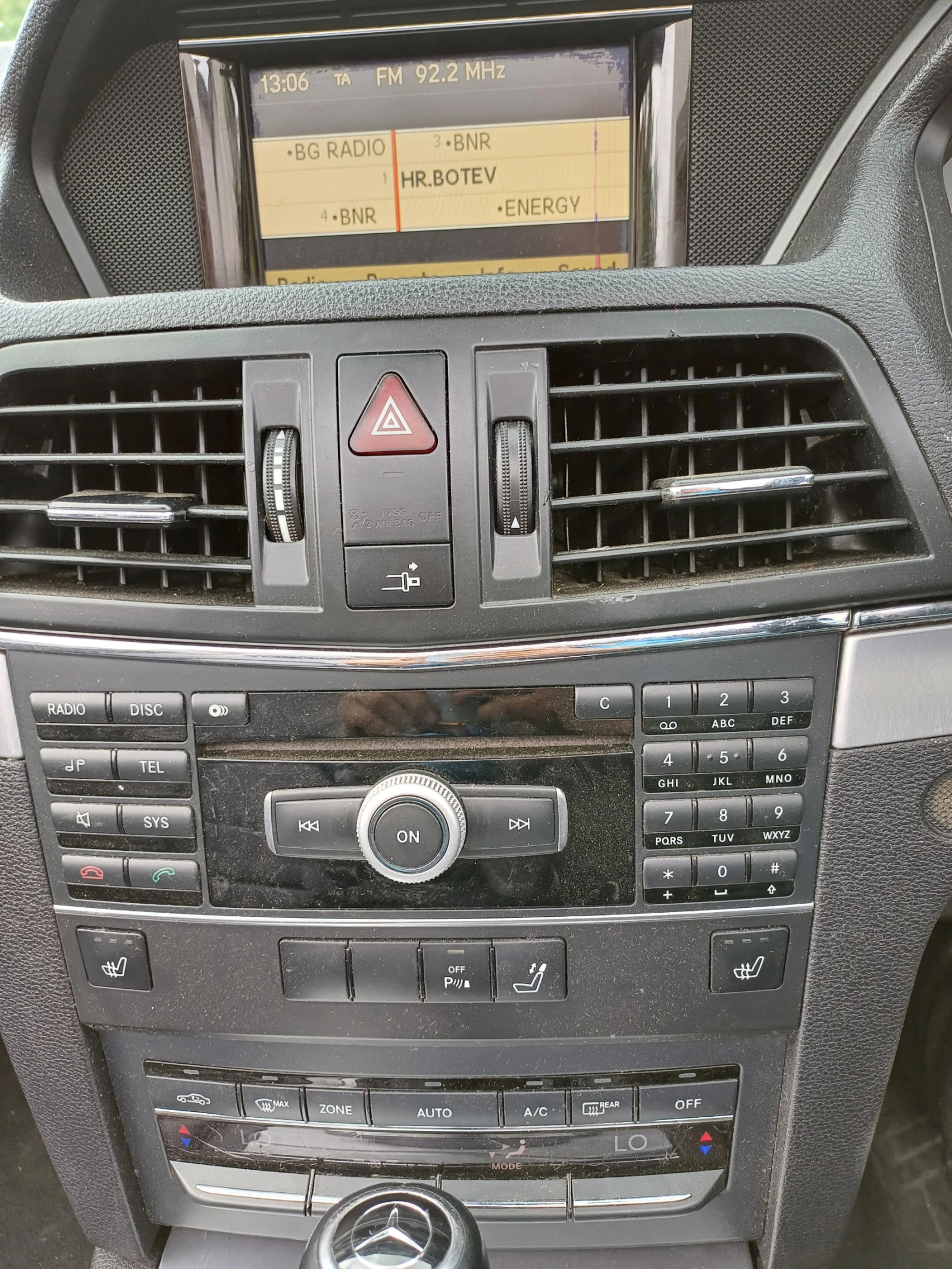 Mercedes-Benz E 250 207-651, снимка 8 - Автомобили и джипове - 53982222