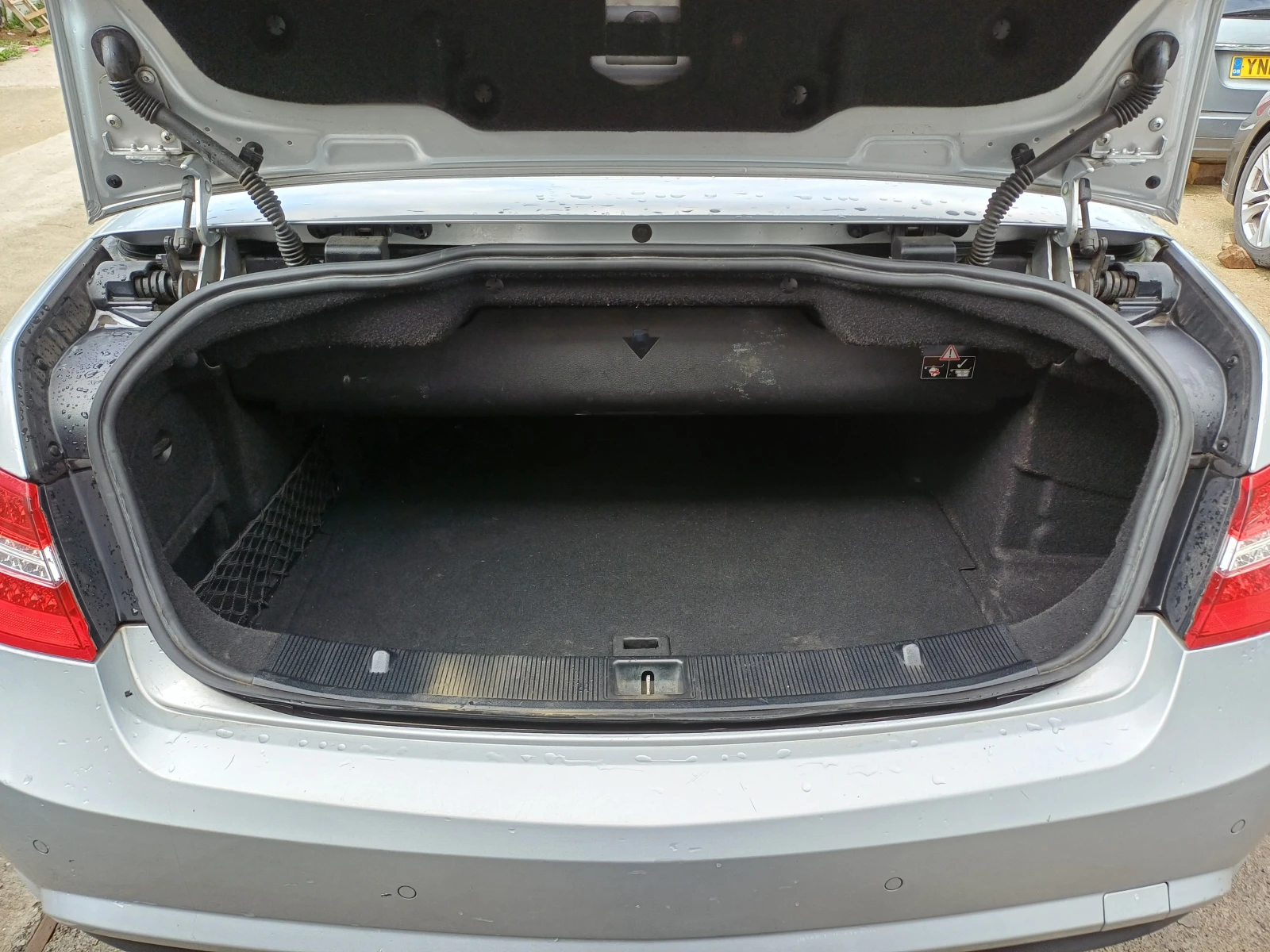 Mercedes-Benz E 250 207-651, снимка 12 - Автомобили и джипове - 53982222