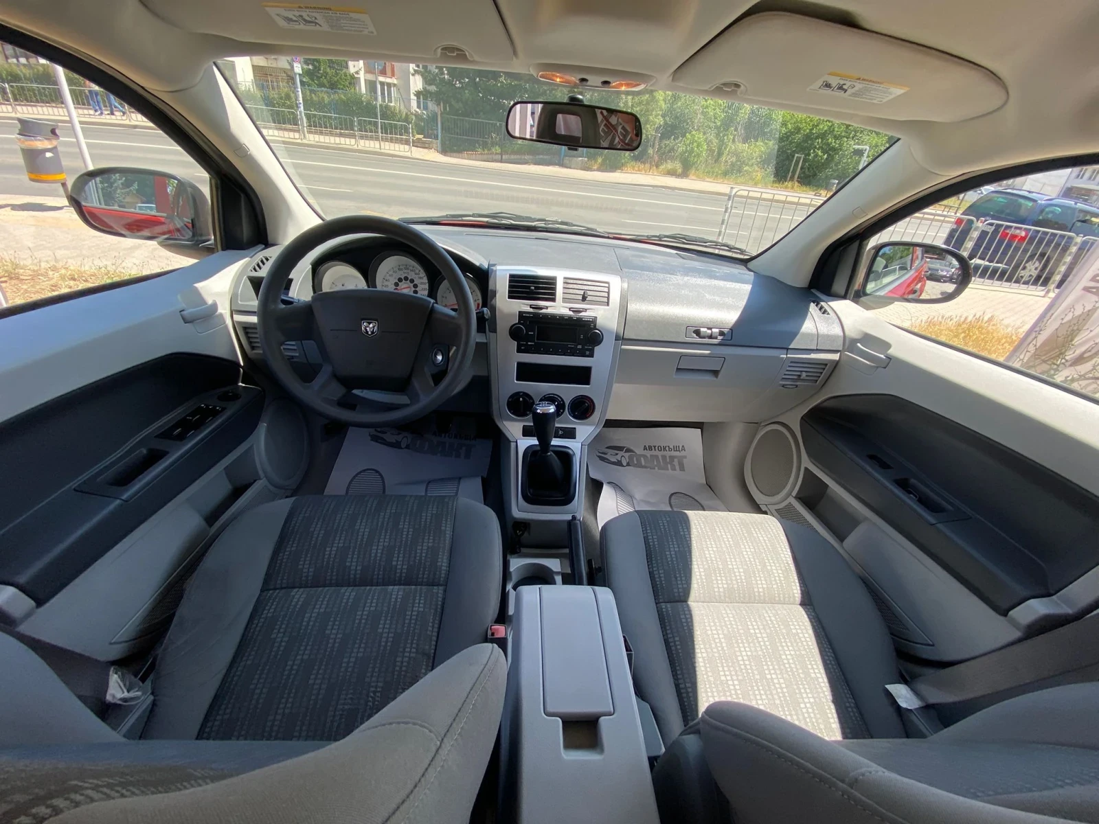 Dodge Caliber 1.8i/РЕАЛНИ КМ ! ! !  - изображение 9