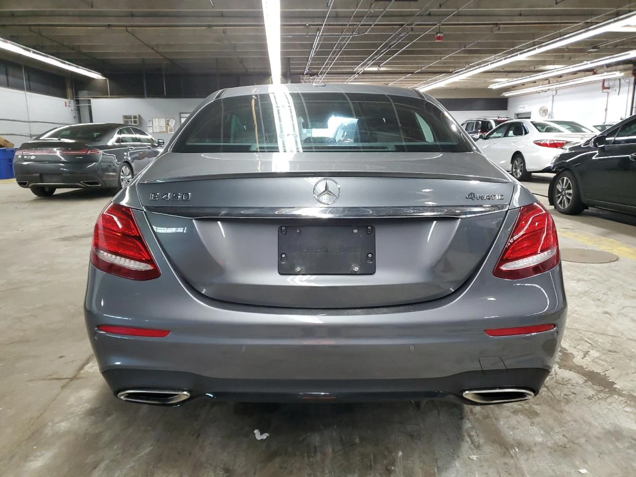 Mercedes-Benz E 450 E 450 4MATIC - изображение 6