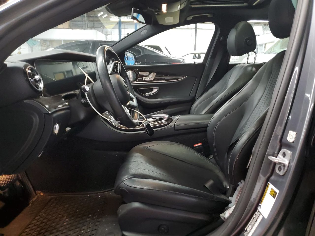 Mercedes-Benz E 450 E 450 4MATIC - изображение 7