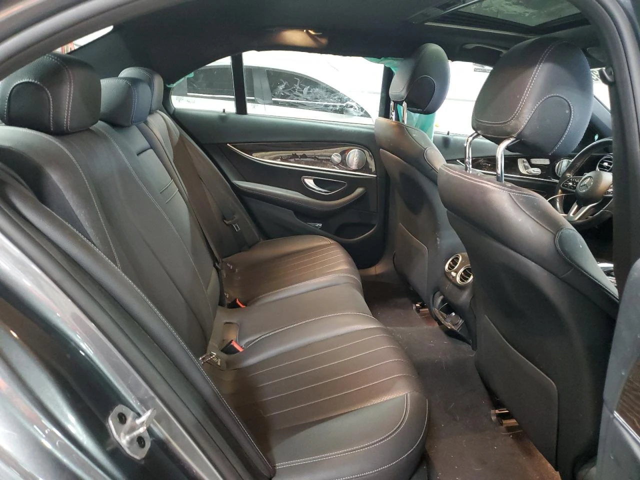 Mercedes-Benz E 450 E 450 4MATIC - изображение 10