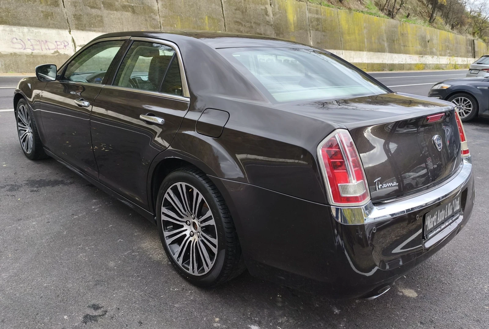 Lancia Thema 3.0  - изображение 6