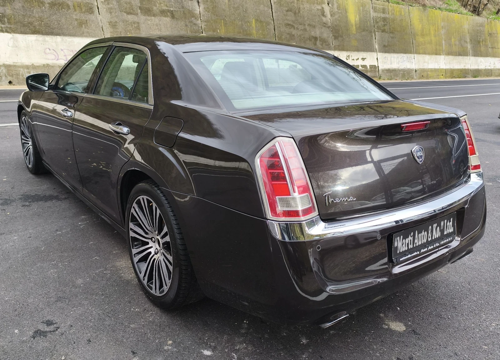 Lancia Thema 3.0  - изображение 7