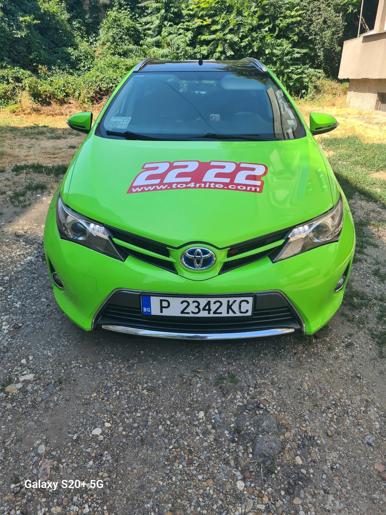 Toyota Auris 1.8 газ, хибрид