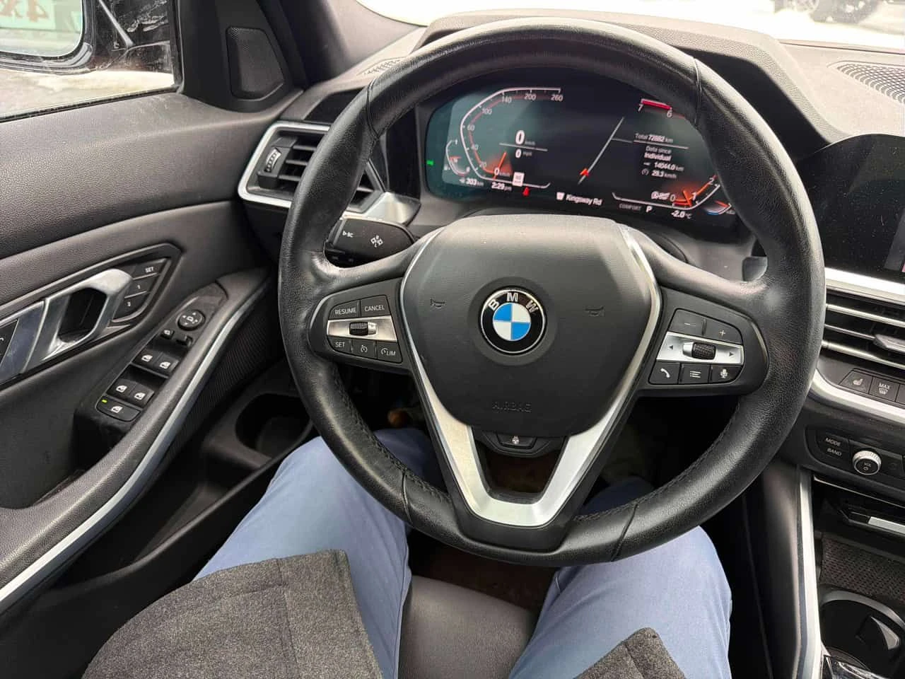 BMW 330 330i xDrive  CARFAX, снимка 12 - Автомобили и джипове - 53977598