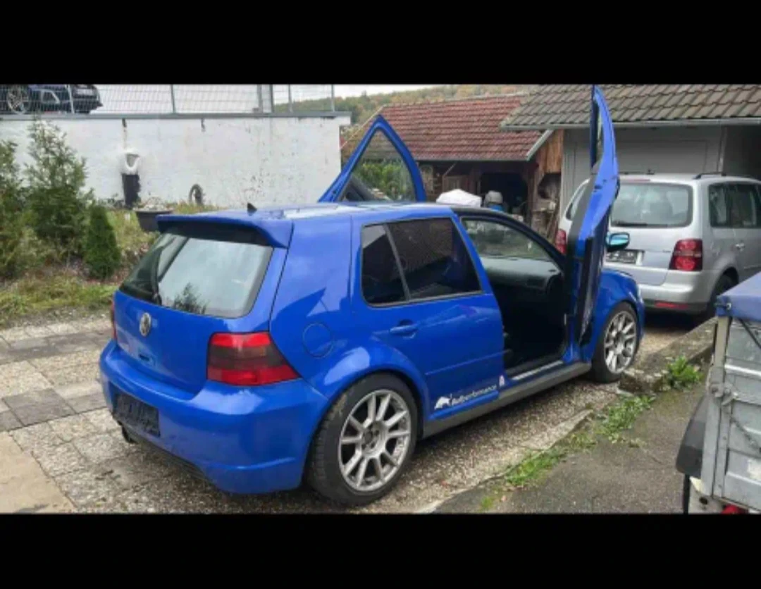 VW Golf 2.3i vr5