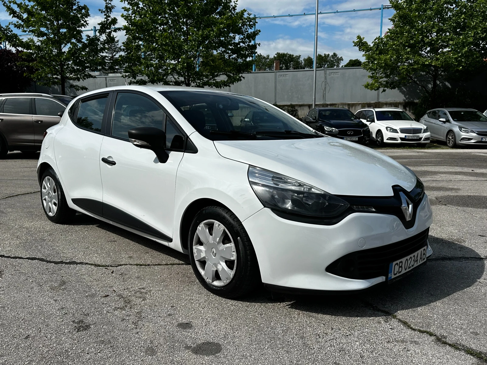Renault Clio 1.5dci, снимка 5 - Автомобили и джипове - 54843848