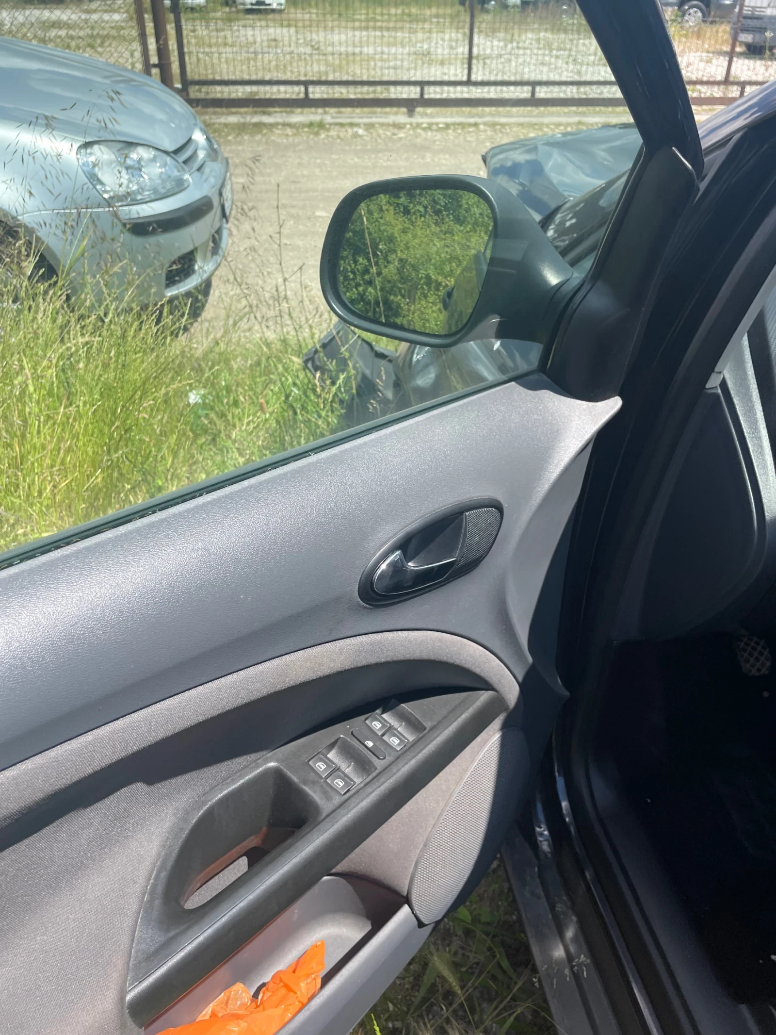 Seat Altea, снимка 9 - Автомобили и джипове - 54959365