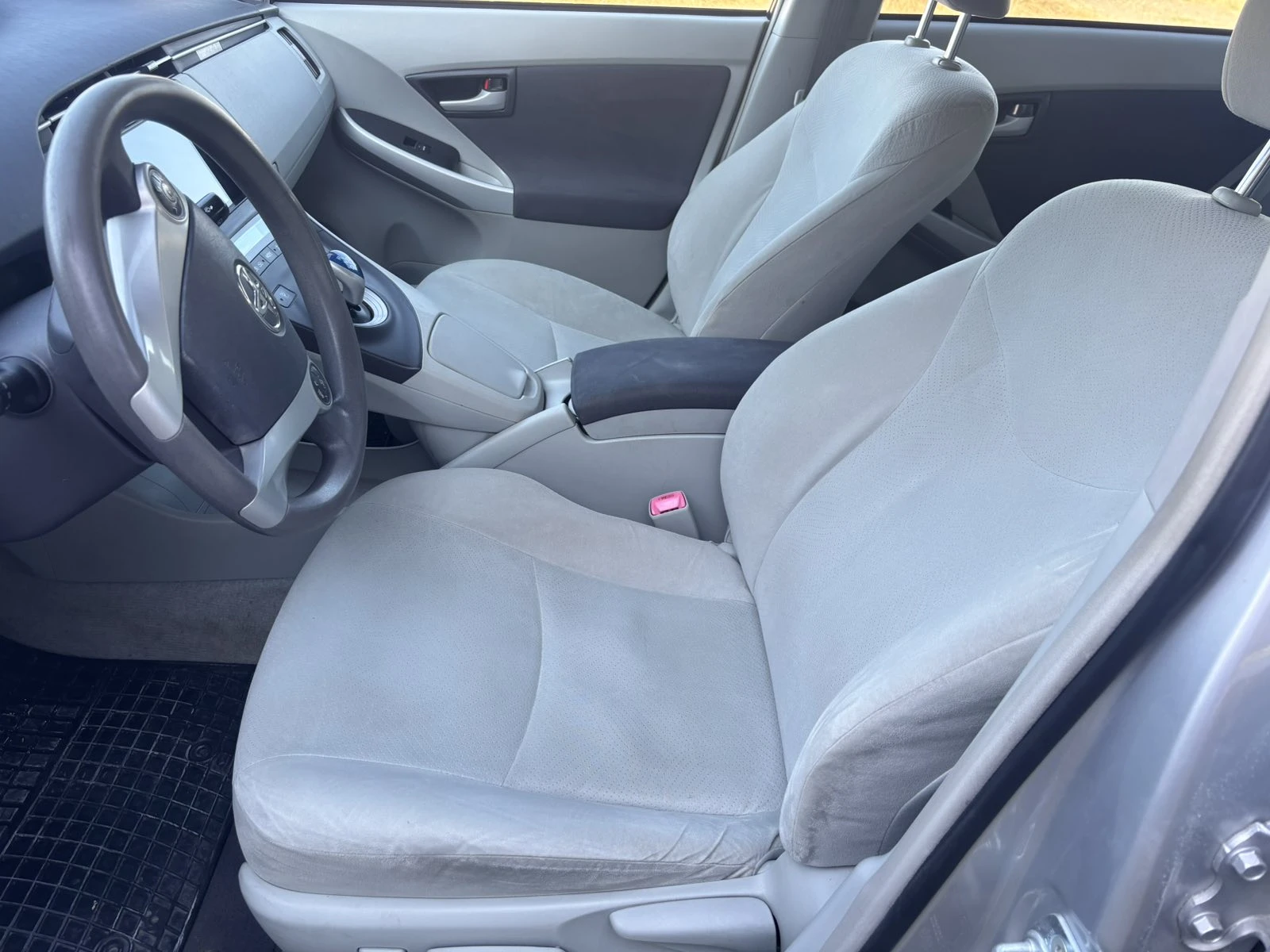 Toyota Prius LPG, снимка 6 - Автомобили и джипове - 55478942